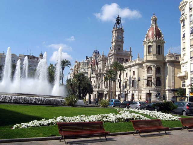 Valencia, Plaza del Ayuntamiento