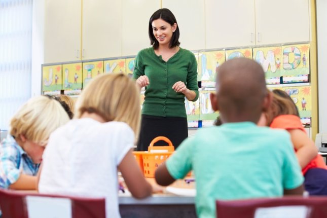 Disminuye el número de profesores en la enseñanza pública
