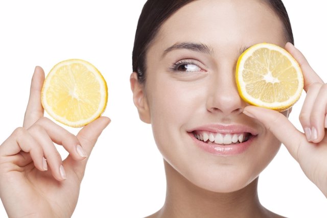Hidrata tu piel con vitamina C