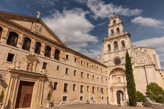 Visita Burgos, date una vuelta por sus monasterios